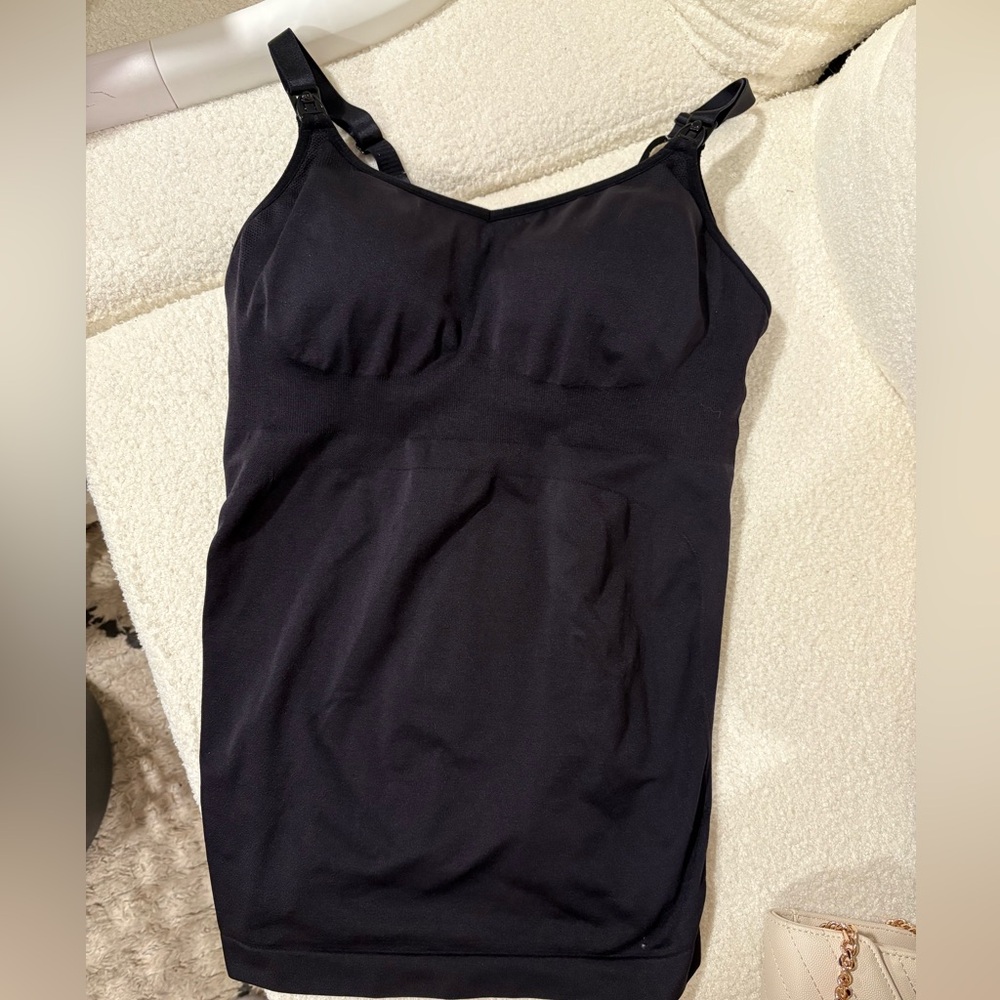 Momcozy pumping/nursing bra